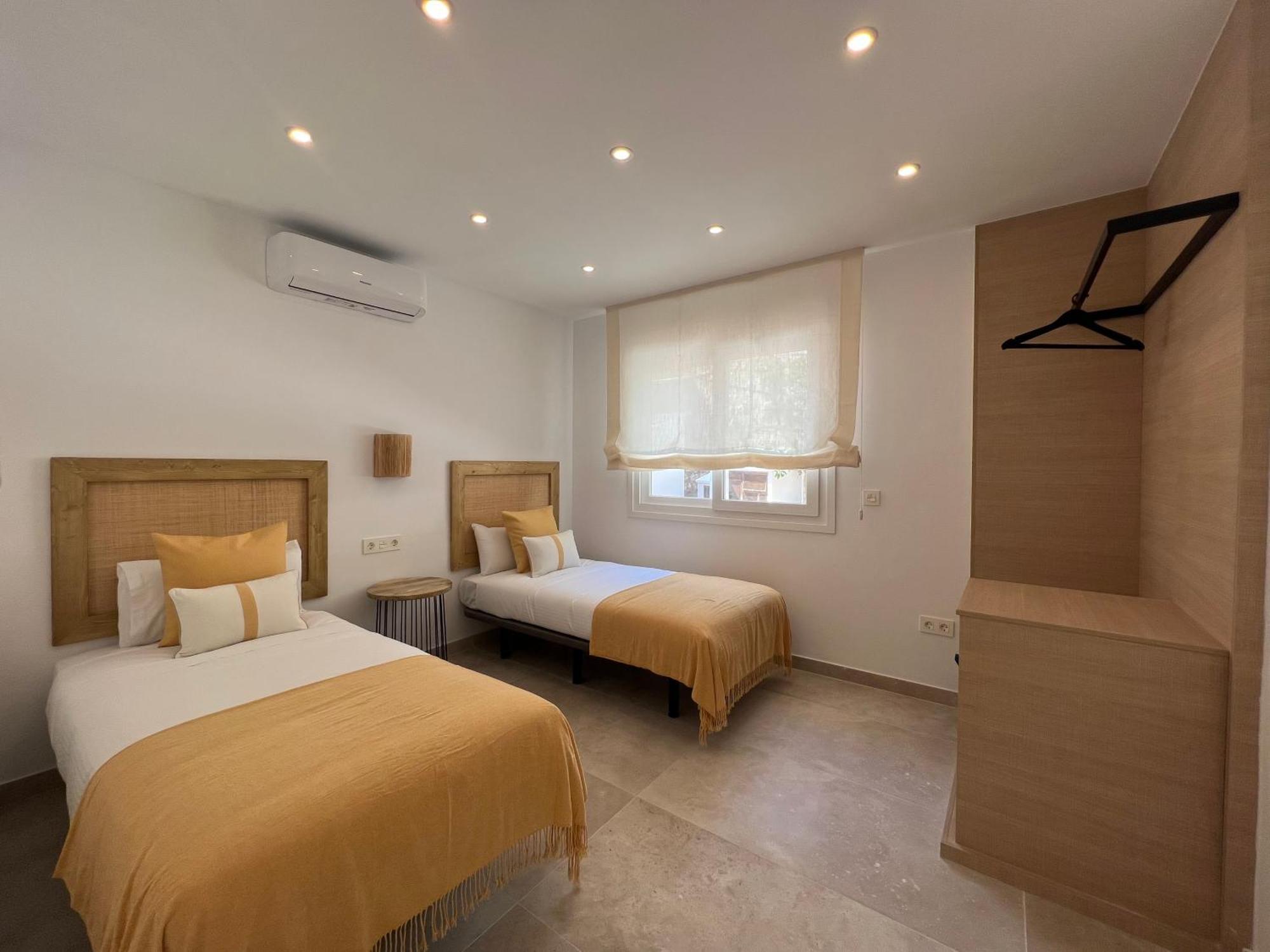 Angeles Beach II By Ele Apartments فيليز-مالاغا المظهر الخارجي الصورة